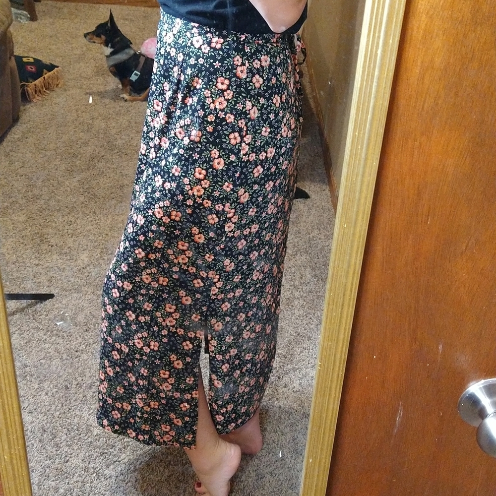 Vintage Floral Split Side Skirt - Picture 8 of 9